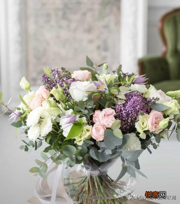 如何评价余秀华的诗？