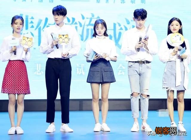 哪部电影没有知名演员,但是却依然很红？