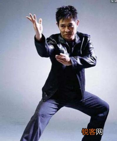 为什么感觉现代动作电影不如以前的经典了,找不回孩时的记忆了？