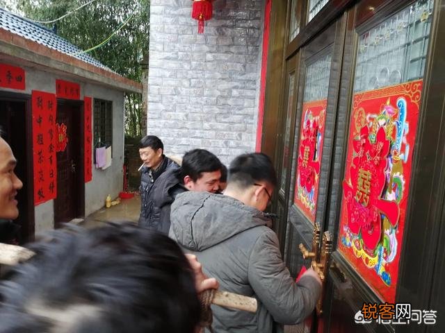 农村人嫁闺女,送亲的娘家亲戚去多少人比较适宜？