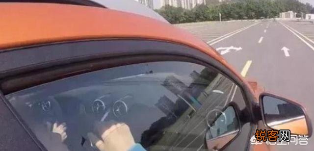 如何治理车内空气污染？