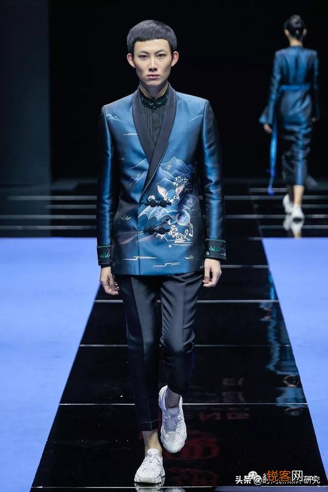 男生在哪买衣服好呢？