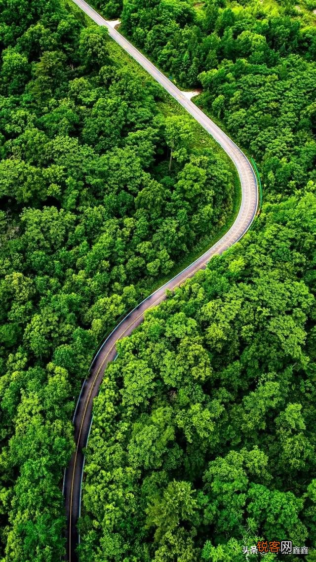 有适合30岁左右男士穿的衣服的淘宝服装店,求推荐？
