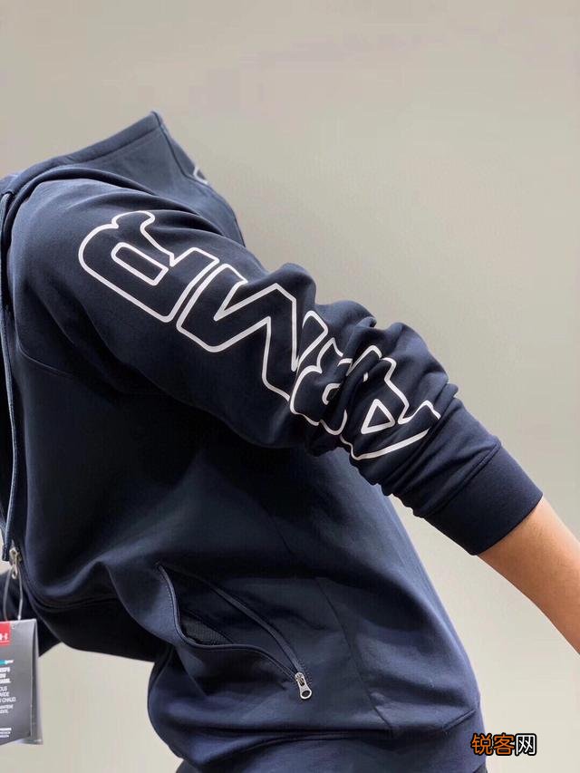 网上买男装上哪个网站最有特色？