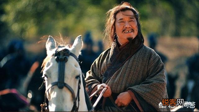 水镜先生为什么只推荐诸葛亮和庞统而不推荐司马懿给刘备？