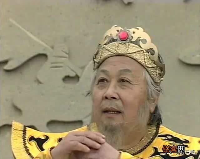 “水镜先生”是早就知道刘备再怎么努力也打不倒曹操吗？