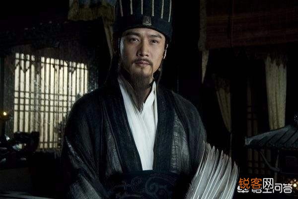 水镜先生说：孔明虽得其主,不得其时。他真的有看透一切预知未来的能力吗？