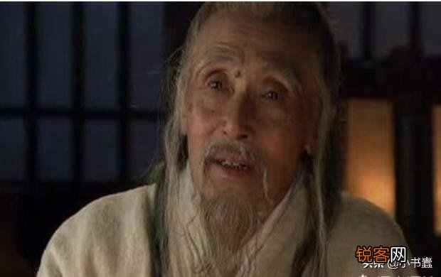 《三国演义》中,水镜先生是怎样的一个人？有人说水镜先生深不可测,是这样吗？