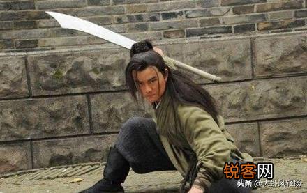 燕青与武松只论拳脚功夫,两人谁厉害？