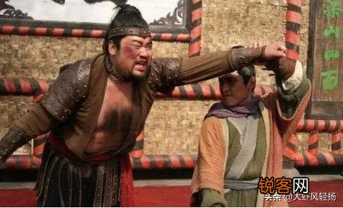 燕青与武松只论拳脚功夫,两人谁厉害？