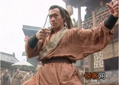 燕青与武松只论拳脚功夫,两人谁厉害？