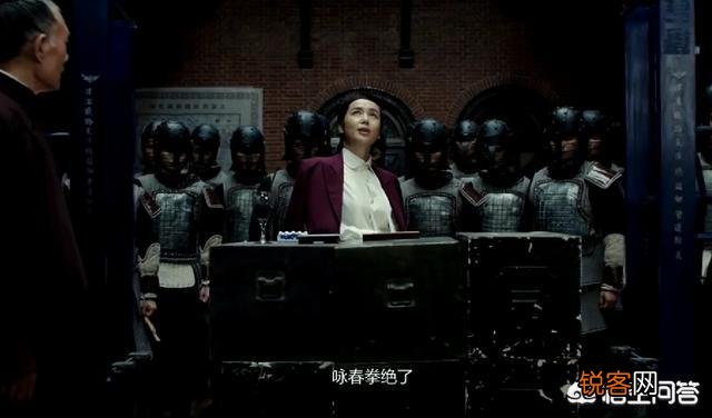 在《师傅》这部电影里,最后的高超巷战他是把那些大师都杀了吗？几下就倒下不动了？