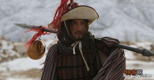 被林冲一棒打翻的洪教头武艺属于什么水平？