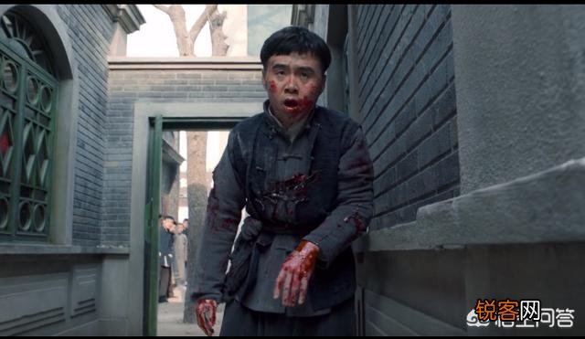 《老酒馆》里陈怀海跟黑木比武,最后返回来准备杀黑木,黑木却自杀了,为啥？