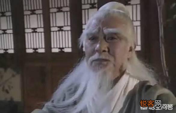 在《倚天屠龙记》中如果前任教主阳顶天不死的话能不能打过张三丰？