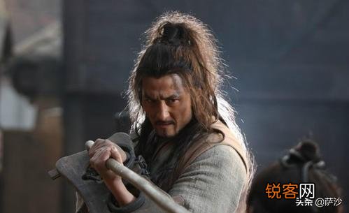 柴进明知洪教头会输,为什么一定要鼓动林冲与之一战？