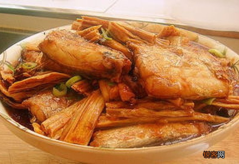 焖腐竹带鱼 醋炖腐竹带鱼