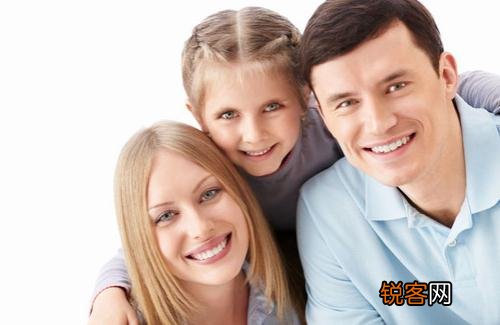 勇敢小孩不怕困难 想孩子勇敢并不难