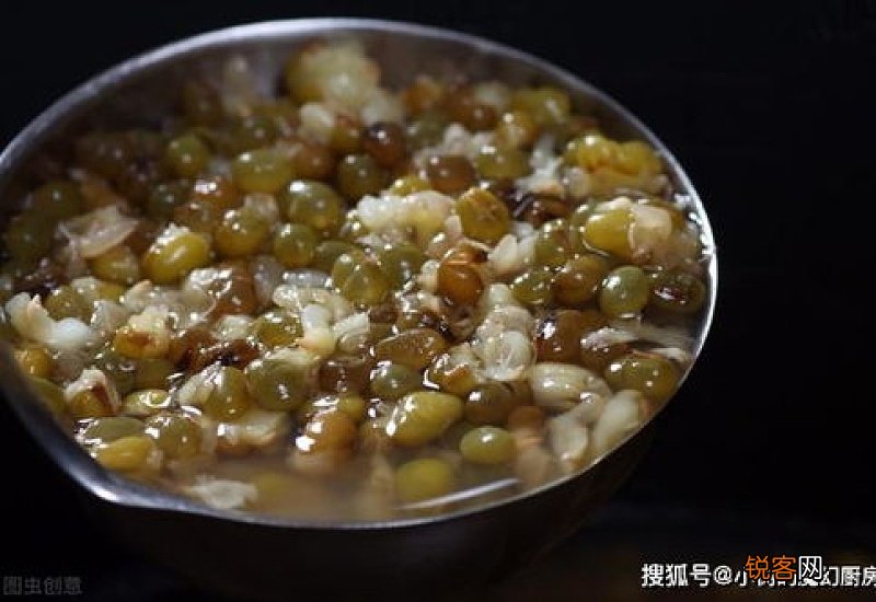 绿豆熬出来为什么发黑