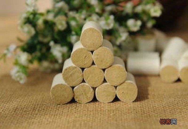 艾灸脸上长痘痘怎么回事