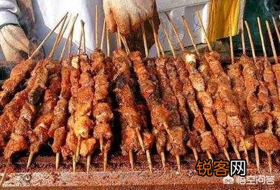 街头看到一个烧烤摊,羊肉串卖1元一串,肉还很多,怎么会这么便宜呢？