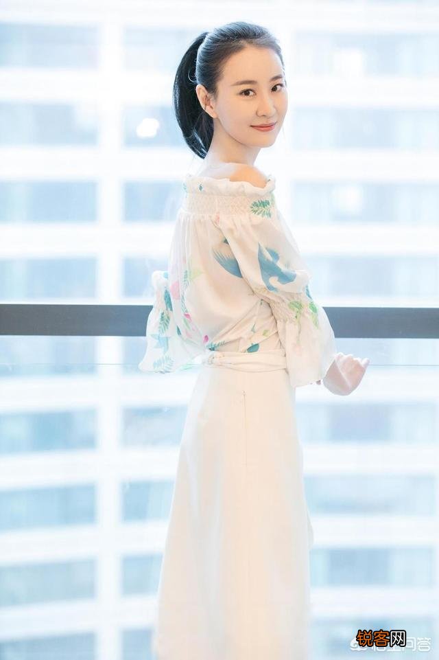 女孩子说自己肉多时,要怎么回答？