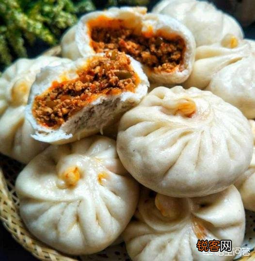 早餐包子店一元一个的肉包子是用什么样子的肉做的馅？