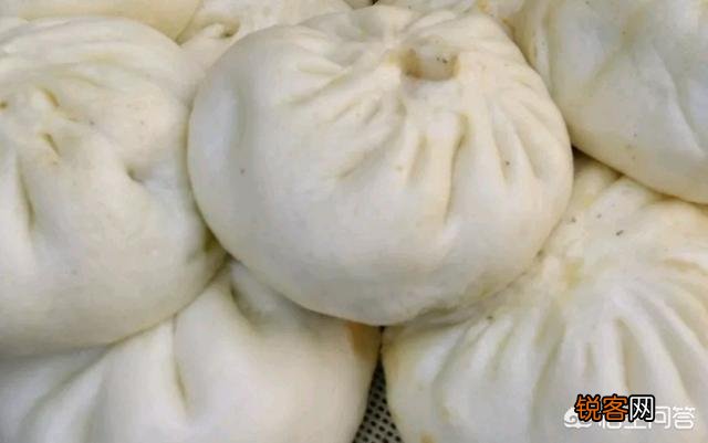 早餐包子店一元一个的肉包子是用什么样子的肉做的馅？