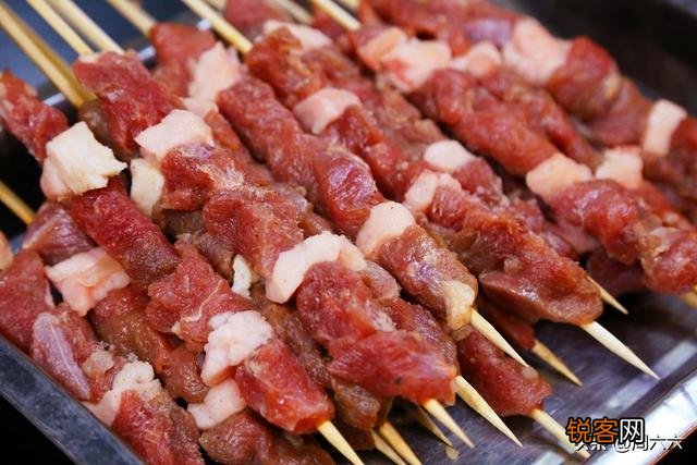 现在的羊肉串大多是什么肉做的？