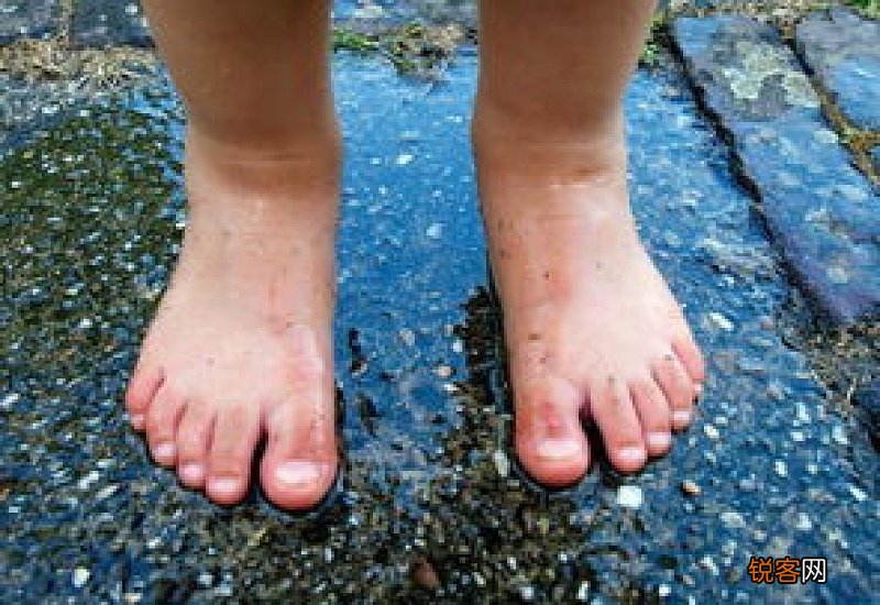 艾灸出来的水是汗还是湿气