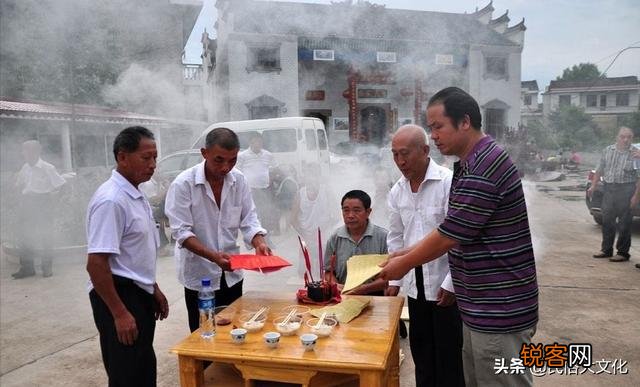 古代人是怎样过七月十四节的？有故事吗？