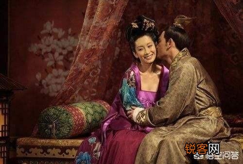 新皇帝上任,如何处理先皇留下的众多后宫妃嫔？