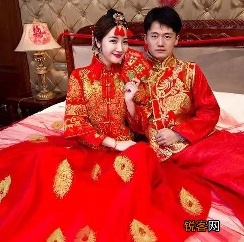 我妈和媳妇天天不上班,在家谁也不做饭,天天等我下班买菜做饭怎么办？