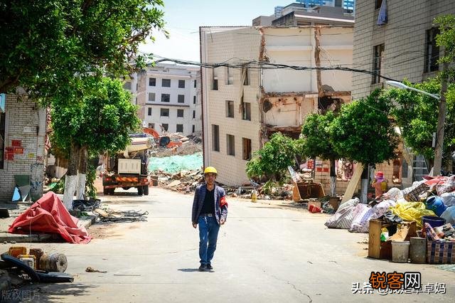 退休后感觉无所事事,有失落感,该怎么办呢？