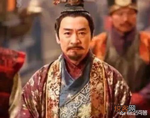 武则天当上皇后之后,采取了哪些措施巩固位置？