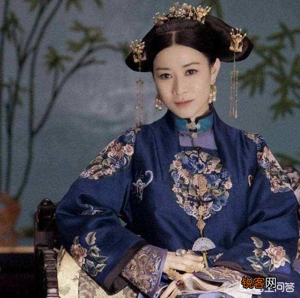 乾隆一共有过几个皇后？你如何评价？