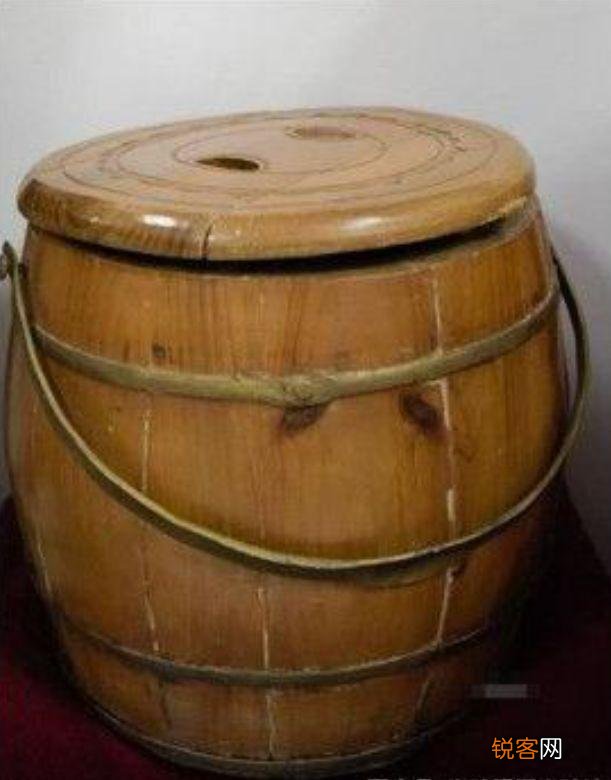 古代妃子们是如何上厕所的？