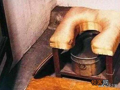 古代妃子们是如何上厕所的？