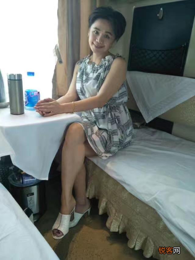 70年代的女人最美,大家可以晒晒你们的生活照吗？