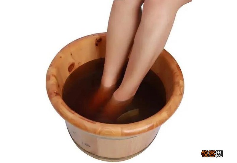 艾叶水烧开后可以加冷水吗