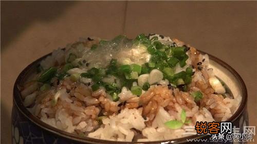 七八十年代的猪油拌饭、酱油汤泡饭还记得吗？