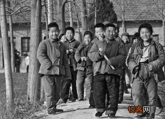 70年代的儿童都有哪些开心事,能不能分享一下？