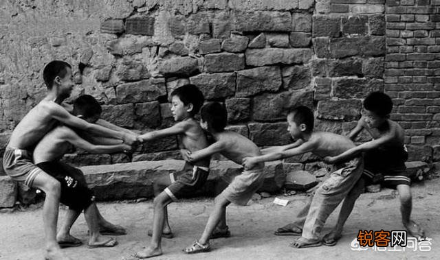 如果让你在70年代、80年代、90年和00年代中选一个年代生活,你会选择哪一个？