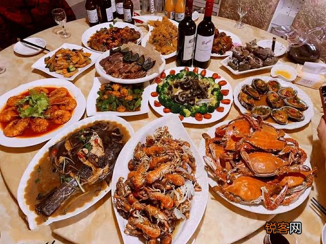 七八十年代年夜饭没有现在这么丰盛,为何很多人说那时才叫过年？
