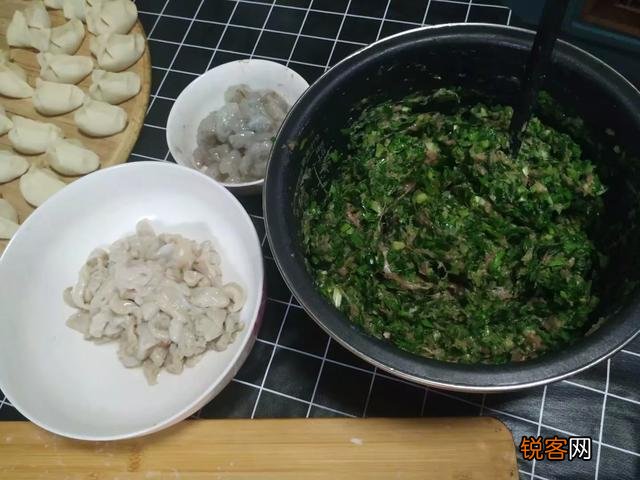 七八十年代年夜饭没有现在这么丰盛,为何很多人说那时才叫过年？
