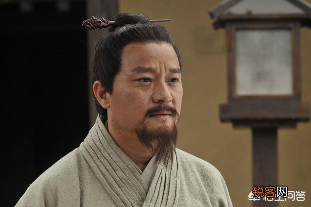 伍子胥为何鞭尸楚平王？其行为可取吗？