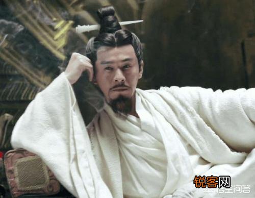 与楚王不共戴天的伍子胥,是如何逃出楚国的？