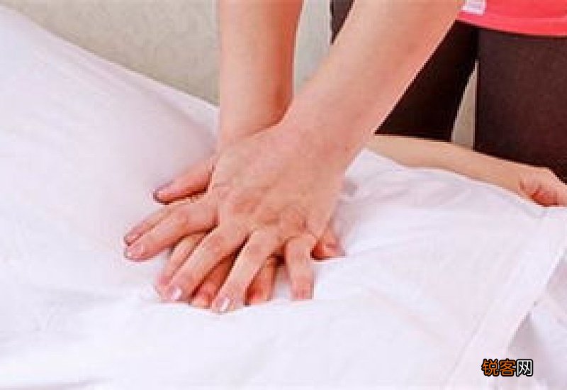 女性每天热敷肚子好吗