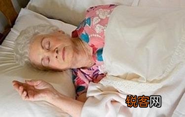 老年人岁数大了 睡眠少了