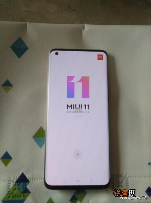 小米10、荣耀30pro,选哪个好？